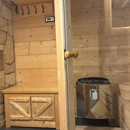 Osada Na Skale Dom Z Prywatna Sauna I Kominkiem Vakantiehuis